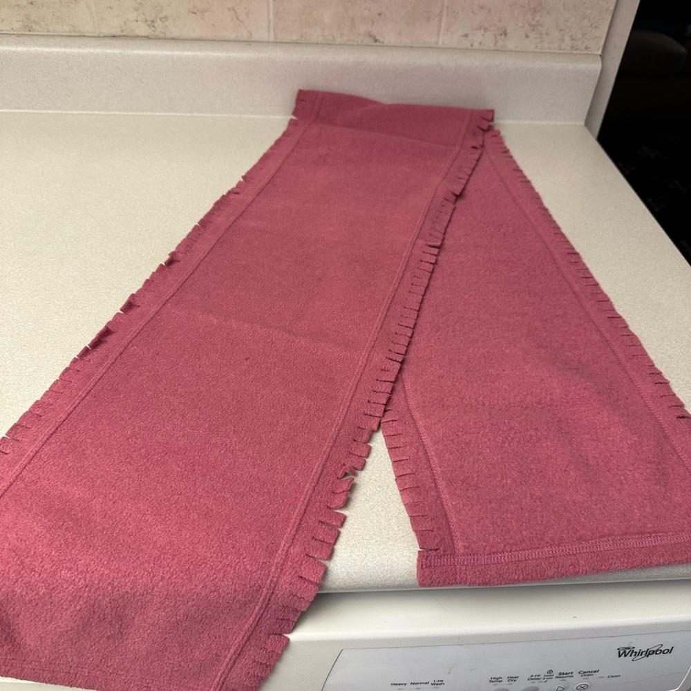 Gap pink scarf